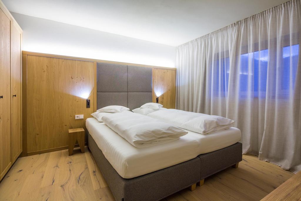 Moelgg Dolomites Residence San Vigilio Di Marebbe Pokoj fotografie
